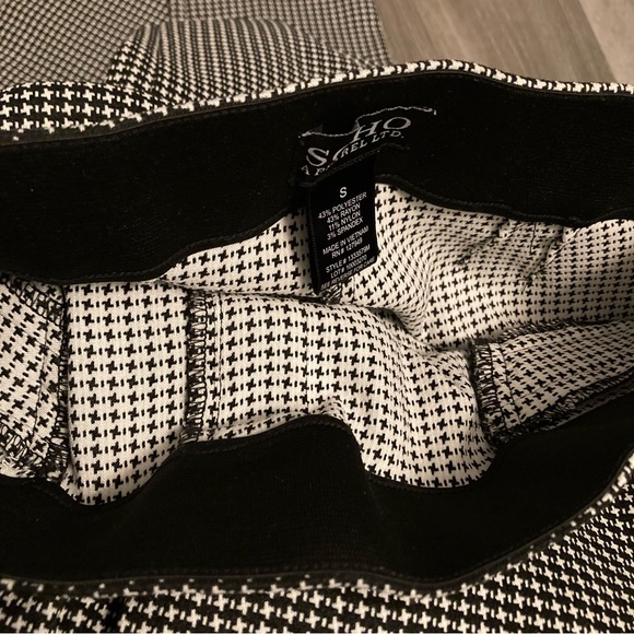 Soho Apparel Ltd. Houndstooth elastic waist skinny pants - Picture 7 of 10